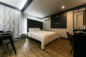 Hotel Bon - Image 2