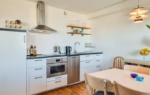 Beautiful Apartment In Skrhamn With Wifi - Image 3
