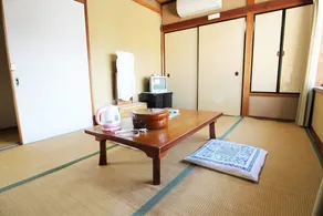 Antique room with Onsen in Atami - Image 5