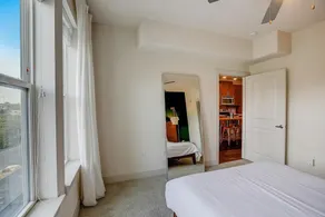 Frontdesk 1 BR Apt Near St. Edwards Park - Image 2