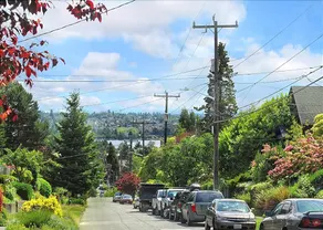 Phinney Suites Retreat - Two Bedroom Townhome with Fireplace - Image 4