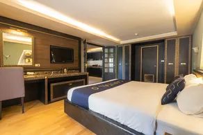 Luxor Bangkok - Image 3
