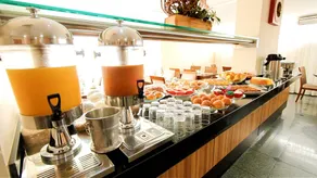 Bristol Golden Plaza Hotel - Image 2