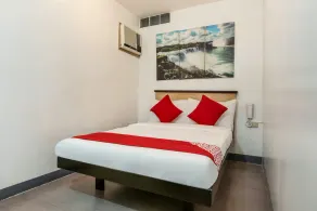 Crave Park by OYO Rooms - Image 4
