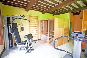 Private Cozy Apartment Argine - Image 5