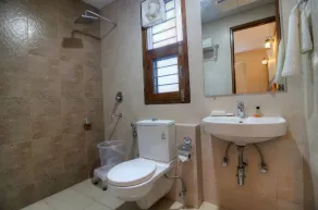 Atithi Suites - An AHG Hotel - Image 3