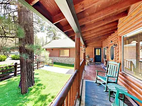 Inviting 3br W/ Private Hot Tub & Fire Pit 3 Bedroom Home - Image 4