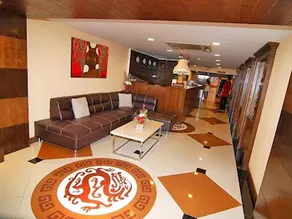 Grand Lucky Hotel - Image 4