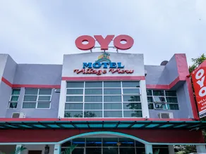 Village View Motel by OYO Rooms - Image 3
