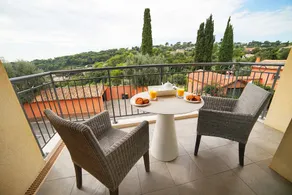 Biot Village - Image 3