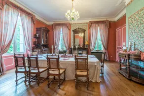 Chateau Le Parc De Mirambeau - Image 4