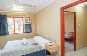 Hi Way Inn - Image 2