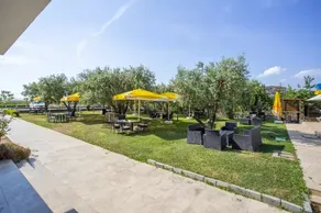 Olive Garden Hotel - Image 4
