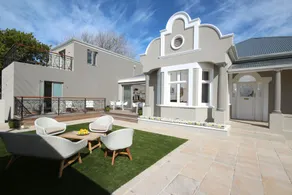 M Hotel Onrus - Image 5