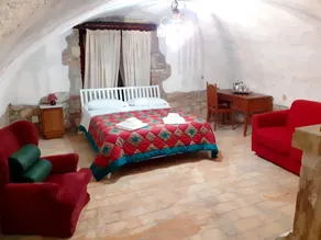 House With one Bedroom in Lettomonoppello, With Wonderful Mountain View and Enclosed Garden - 8 km From the Slopes - Image 2