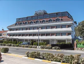 Hotel Sierra Real - Image 3