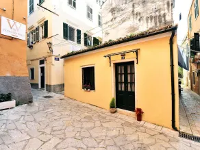 Charming Venetian Town House in the Old Town of Corfu - Image 5