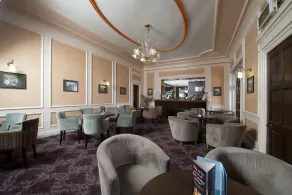 Bay Broadway Park Hotel - Image 3