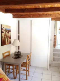 Studio in Saint-jean-d'angély, With Private Pool, Enclosed Garden and Wifi - 40 km From the Beach - Image 5