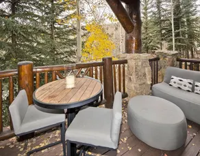Snowlcoud 203 3 Bedroom Condo by Redawning - Image 1