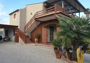 2 bedrooms appartement at Avola 150 m away from the beach with enclosed garden and wifi - Image 3