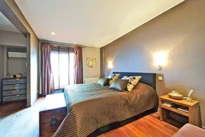 Apartment With 2 Bedrooms in Uccle, With Enclosed Garden and Wifi - Image 2