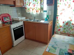 Greg's apartment - Image 5