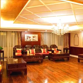 Huaxin Peninsula Hotel - Image 5
