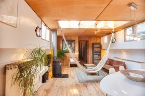 Montelbaan Houseboat - Image 2