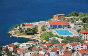 Beautiful Home in Zaboric With Wifi and 3 Bedrooms - Image 3