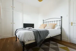 The Great Clarendon Lodge - Large & Stylish 4BDR Home in Jericho - Image 2