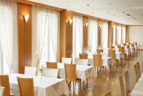 Hotel Crown Palais Shuhoku - Image 5