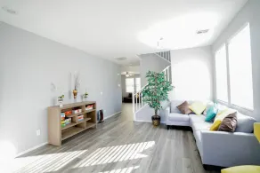 Private Housebest Ratessleeps 12parking15 min Strippets Allowedbook Now - Image 2