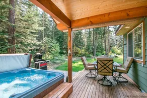 Salmon Chalet - Image 3