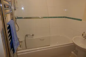 Family Friendly Apartment in Nantwich With Free Wifi & Netflix - Image 5