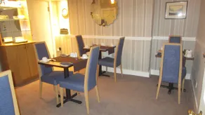 Kew House - Image 2