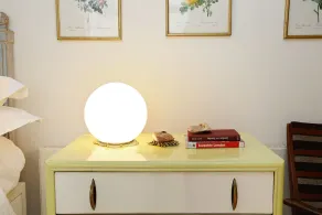 Bright Chic Garden Apartment - Image 4