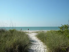 Gulf Breeze Cottages - Image 2