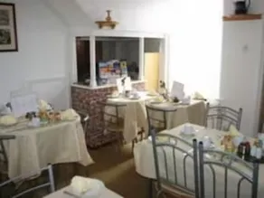 Sunnyside Guest House - Image 3