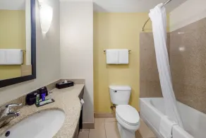 Sleep Inn & Suites - Image 4