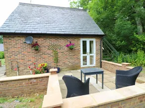 Tick Tock Cottage - Image 2