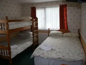 Glenview Guest House - Image 4