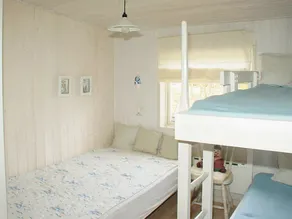 Pleasant Holiday Home in Hadsund With Terrace - Image 4