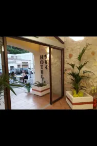 Hotel '904 - Image 2