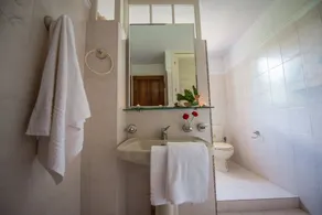 Lemon Garden Apartments - Image 5
