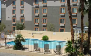 Aviation Inn - Image 2