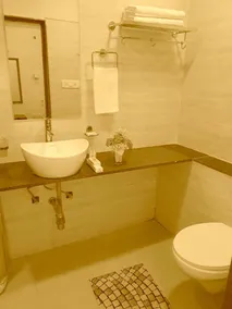Manwar Garden Resort (Pure Veg) - Image 2