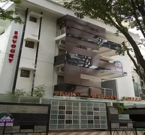 FabHotel Grand Savoury Suites - Image 4