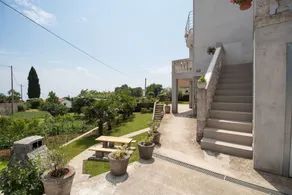 Apartment Mladen - Image 2