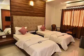 JK Rooms 134 Near GIDC, ABC Circle - Image 5